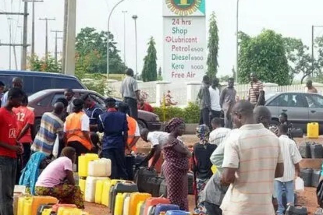 Fuel Scarcity: Reps to meet NNPCL, mandate C’ttees to report back within 48 hours